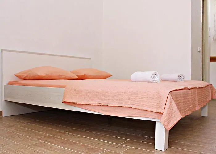 Studio Apartman Zara